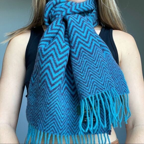 Blarney Woolen Mills Blue Purple Wool Fringe Warm Cozy Scarf - Picture 6 of 7